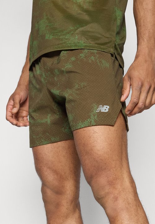 New Balance RC PRINTED SHORT - Sports shorts - woodland — photo 4