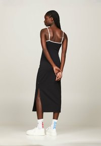Tommy Jeans SCRIPT LOGO BODYCON  - Vestido ligero - black