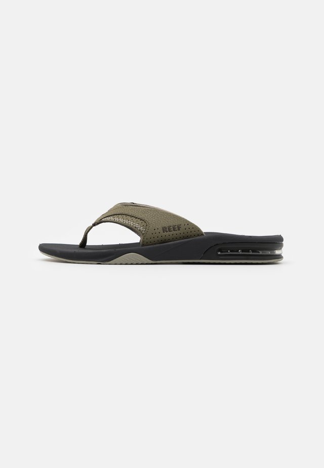Flip Flops - dried herb