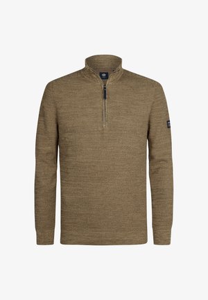 Pullover marrone a maglia con collo a partecipazione e zip, tessuto testurizzato e maniche lunghe. Presenta una piccola toppa con logo blu navy sulla manica sinistra.