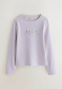 Duga majica ljubičaste boje s rebrastim uzorkom, dugi rukavi, sadrži zlatni tiskani logo "BAKER BY TED BAKER" preko prsa. Jednostavan, pripijen kroj.