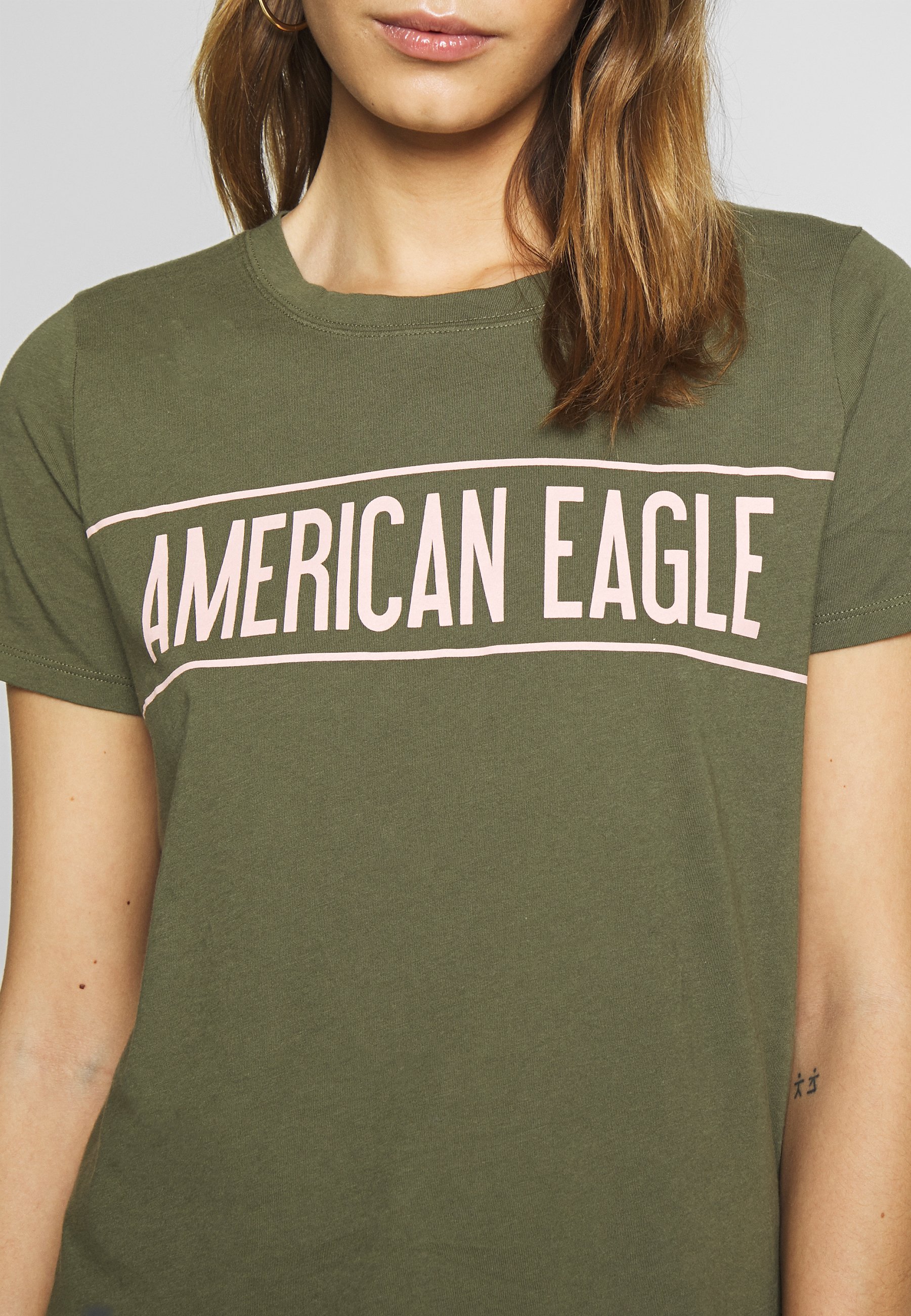 american eagle green t shirt