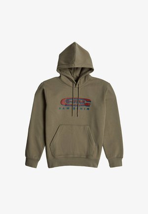 Olijfgroene hoodie met een voorkantvak, capuchon met trekkoord en het G-Star Raw Denim-logo in rood en blauw over de borst. Smooth stoffen textuur.