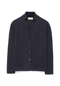 Mörkblå cardigan i texturerat stickat tyg, med sjalkrage, fem knappar och två framfickor. Klassisk och mångsidig design.