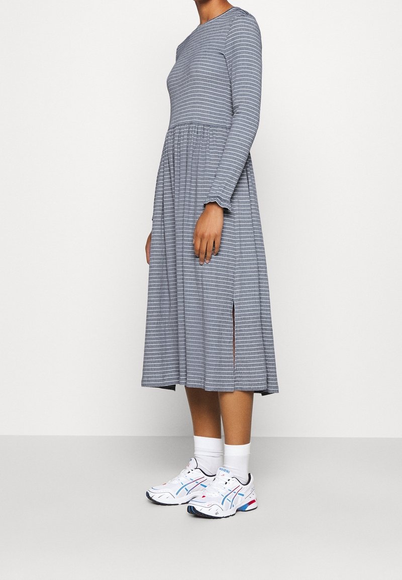 Mads Nørgaard Robe longue - blue
