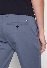 Tommy Hilfiger Chinos - dark blue