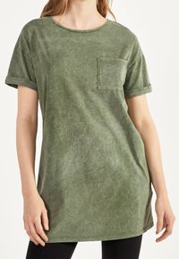 Bershka Sukienka letnia