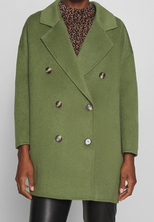 Korte frakker - green