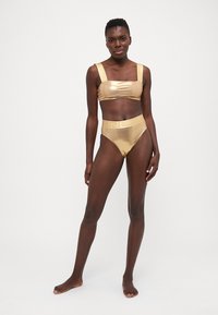 Versace Bikini felső - oro