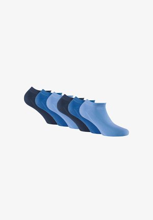 Set van zes enkel sokken in verschillende tinten blauw, met een gladde textuur en een klassiek ontwerp zonder zichtbare patronen of hardware.