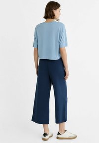 Stradivarius Spodnji deli trenirk - dark blue