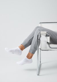 Thumbnail Image 6