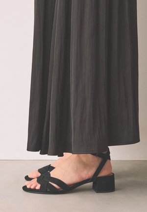 Next, REGULAR FIT - FOREVER COMFORT BLOCK HEEL  - Sandále - new black