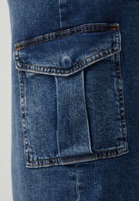 GAP CARGO SKIRT LENNON - Jupe trapèze - medium indigo