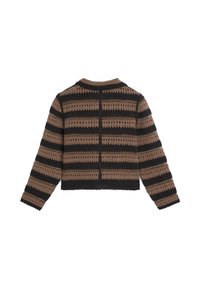 Braun-schwarz gestreifte Häkelstrickjacke mit langen Ärmeln und rundem Ausschnitt, von hinten auf weißem Hintergrund gezeigt.