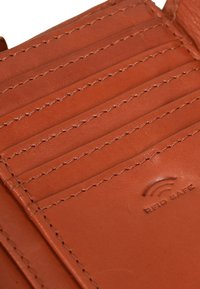 MAITRE STEINBACH DAGRETE  - Portemonnee - darkorange