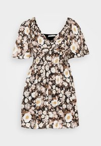 Blumiges Mini-Kleid mit schwarzem Hintergrund, das beige und weiße Blumen zeigt. Kurze Flatterärmel, geraffte Taille und weiche Stofftextur.