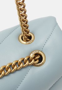 Pinko LOVE PUFF CLASSIC - Schoudertas - light blue