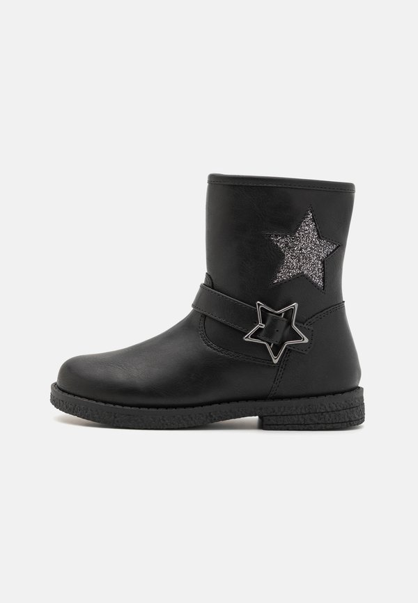Stiefelette