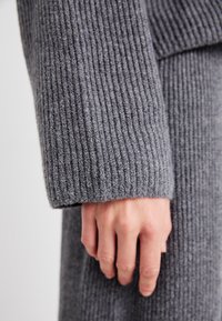 GAP CASHSOFT SHAKER CREW - Pullover - charcoal heather