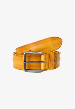Lederbelt in kräftigem Gelb mit glatter Textur, ausgestattet mit einer Metallschnalle in Silberfarbe und einem markierten Lederakzent.