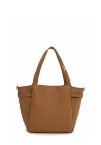 Brązowa skórzana torba typu tote o teksturowanej powierzchni, z dwoma solidnymi uchwytami i zapinaną na zamek boczną kieszenią dla zwiększenia funkcjonalności.