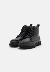 Calvin Klein Jeans EVA BOOT MID LACEUP - Nööritavad poolsaapad - triple black