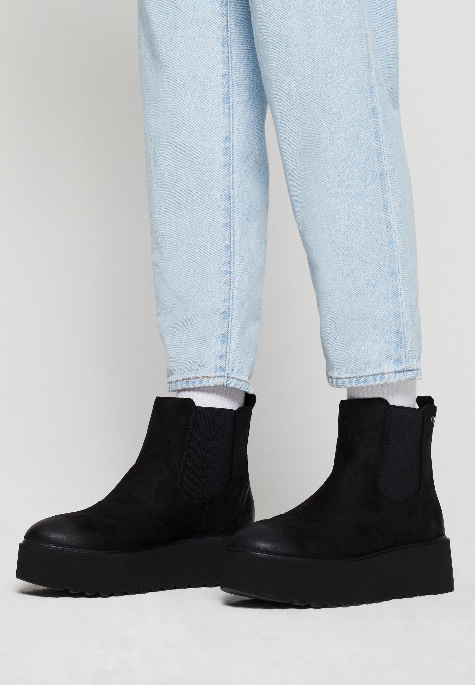 mtng HIGH SCHOOL - Botines con plataforma - black/negro - Zalando.es