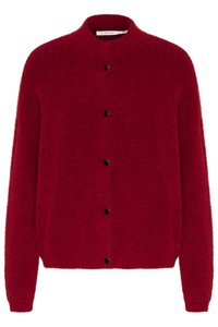 Unselected, haute red melange