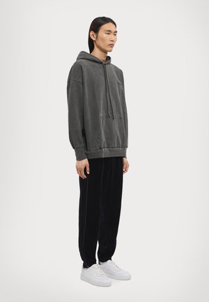 ICON  - Sweatshirt - pigment black