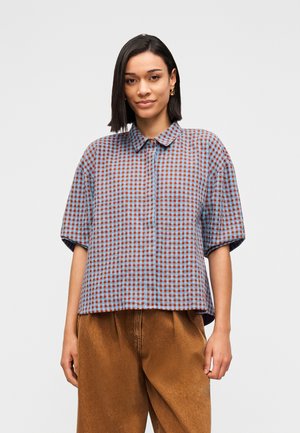 Kurzärmliges Hemd mit Knopfleiste, blau-rot kariert, mit einem Kragen und lockerem Schnitt. Leichtes Gewebe mit glatter Textur.