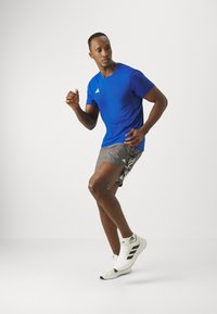 adidas Performance ADIZERO TEE - Sport T-shirt - royal blue