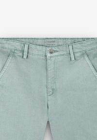 Scalpers OUTFITTERS - Shorts vaqueros - green