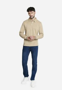 No seleccionado, arena