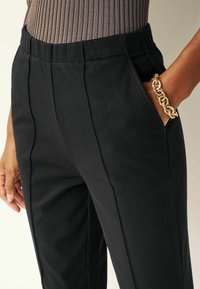 Next Pantalon classique - black
