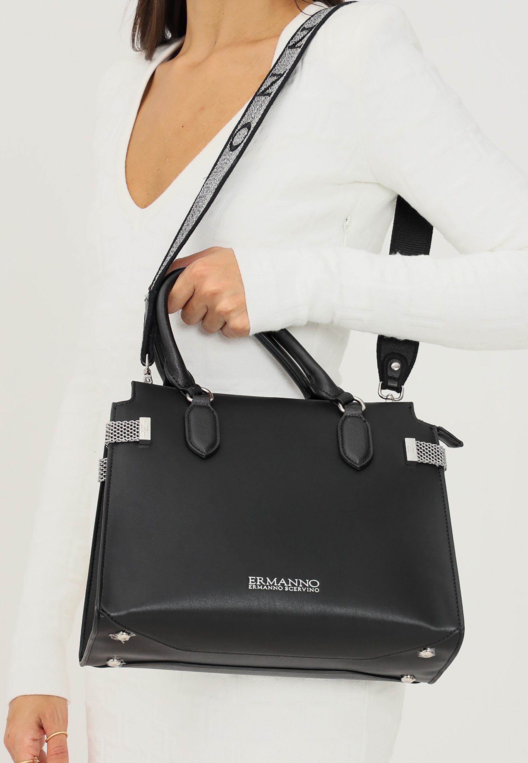 bolsa little bay shoulder bolsa guess