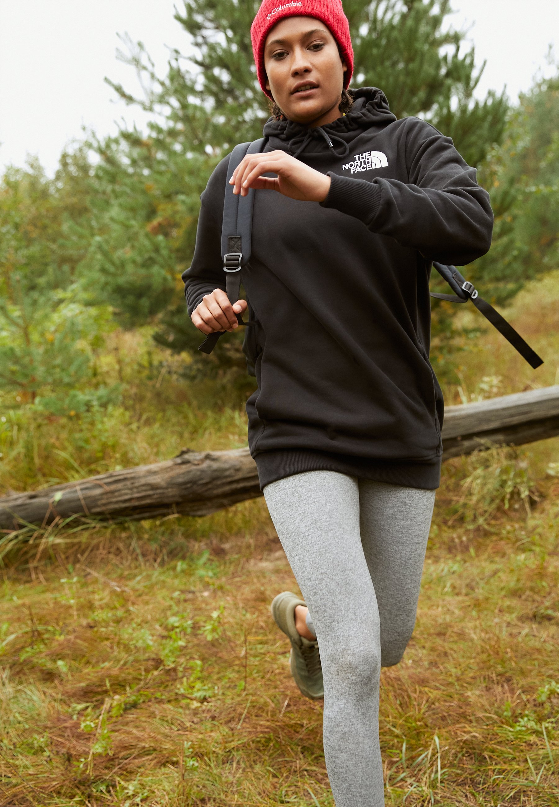 the north face sweater black