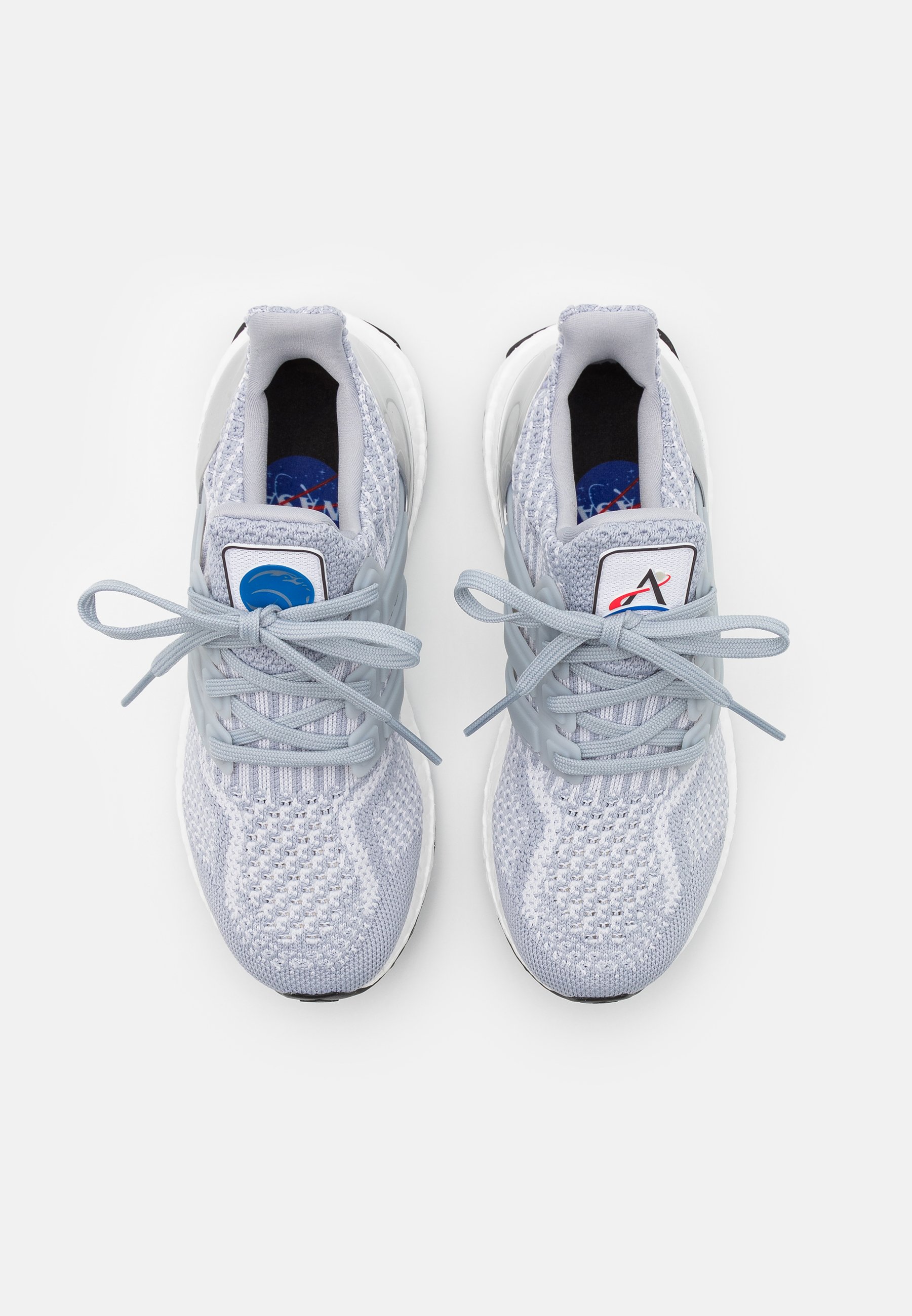 ultraboost 5.0 dna halo silver