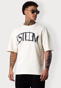 Unausgewählt, beige