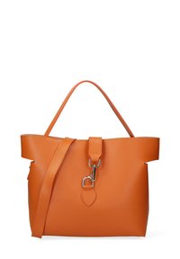 Borsa tote in pelle arancione con texture liscia, base piatta, tracolla rimovibile e dettagli in metallo argentato.