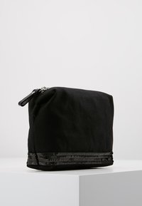 Vanessa Bruno CABAS TROUSSE2 - Toilettas - noir