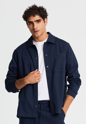 Terranova, CAMICIA TINTA UNITA - Giacca leggera - blu navy