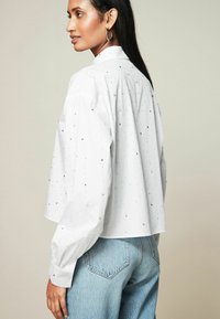 Next LONG SLEEVE - Košilová halenka  - white sparkle