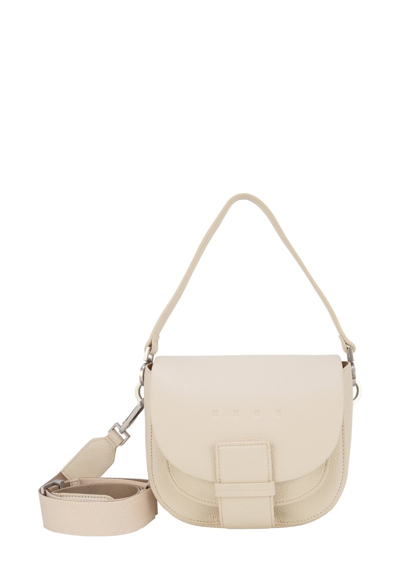 Bež usnjena torbica čez ramo z zložljivim pokrovom, nastavljivim trakom in teksturirano površino. Ima osrednji kovinski dodatek in vtisnjeno blagovno znamko.