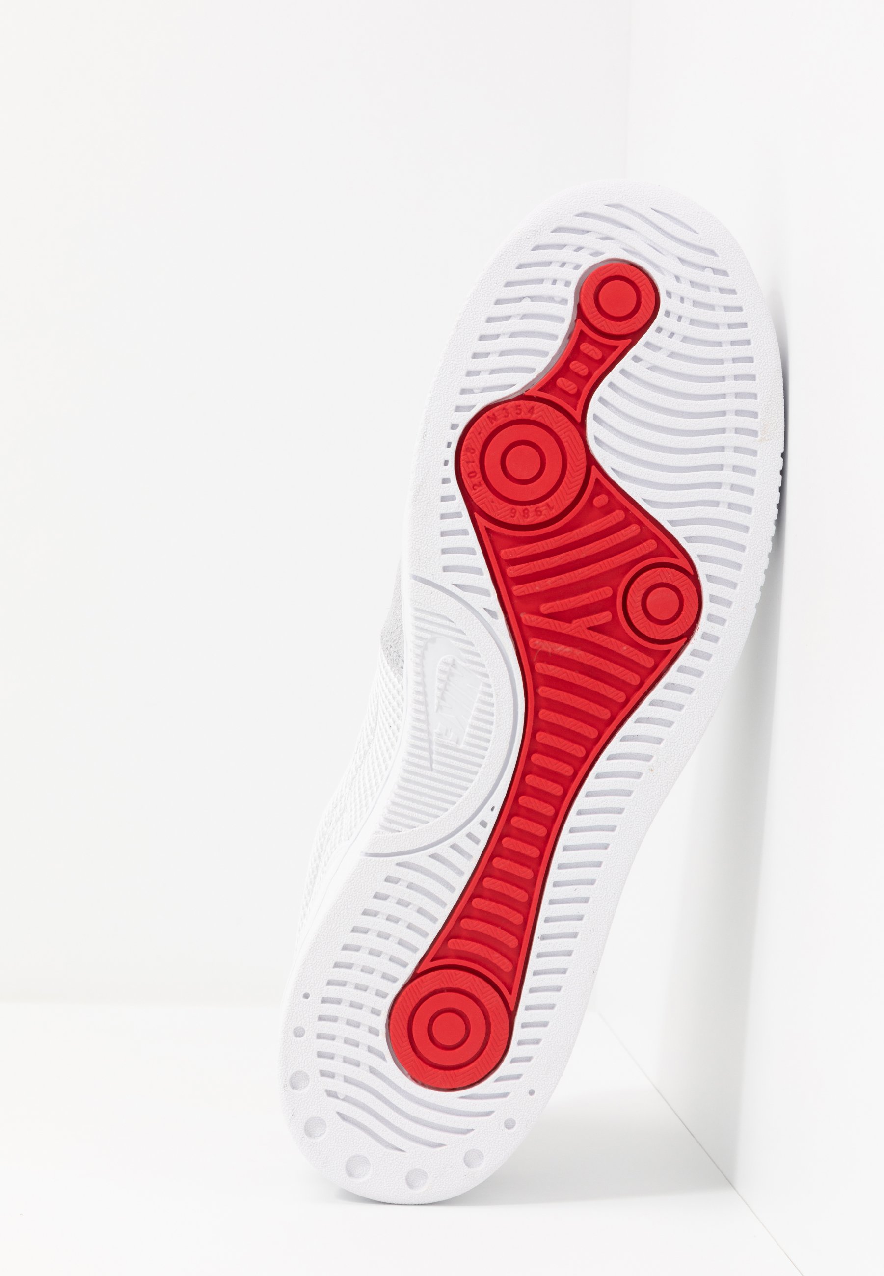 Nike Sportswear NIKE SQUASH-TYPE - Sneakers laag - white/platinum  tint/university red/midnight navy/blue/metallic silver/wit - Zalando.nl