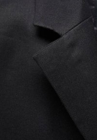 Mango Kratka jakna - black