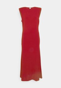 Robe sans manches rouge avec un col montant, fabriquée dans un tissu doux, présentant une silhouette droite et une fermeture éclair dissimulée au dos.