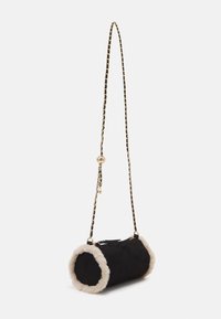 Even&Odd Torba preko tijela - black