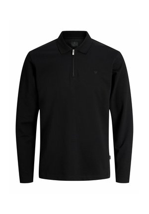 Polo noir à manches longues avec col et fermeture éclair partielle sur le devant, design simple avec un petit logo discret sur la poitrine.