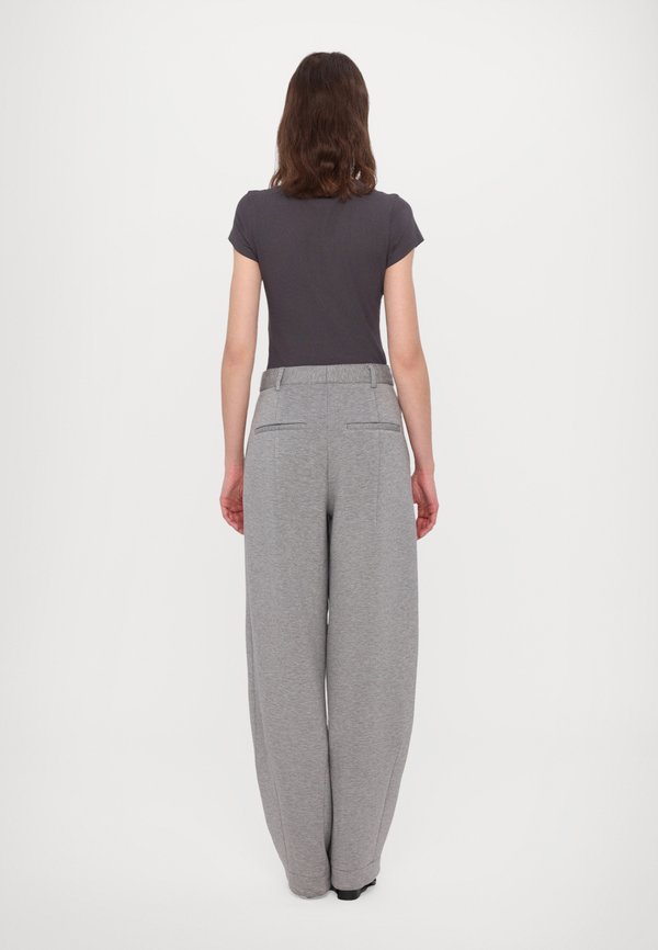 SOFT COCOON PANTS - Trousers4